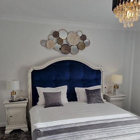 Tesa Boutique Hotel トゥルグ・ネアムツ エクステリア 写真