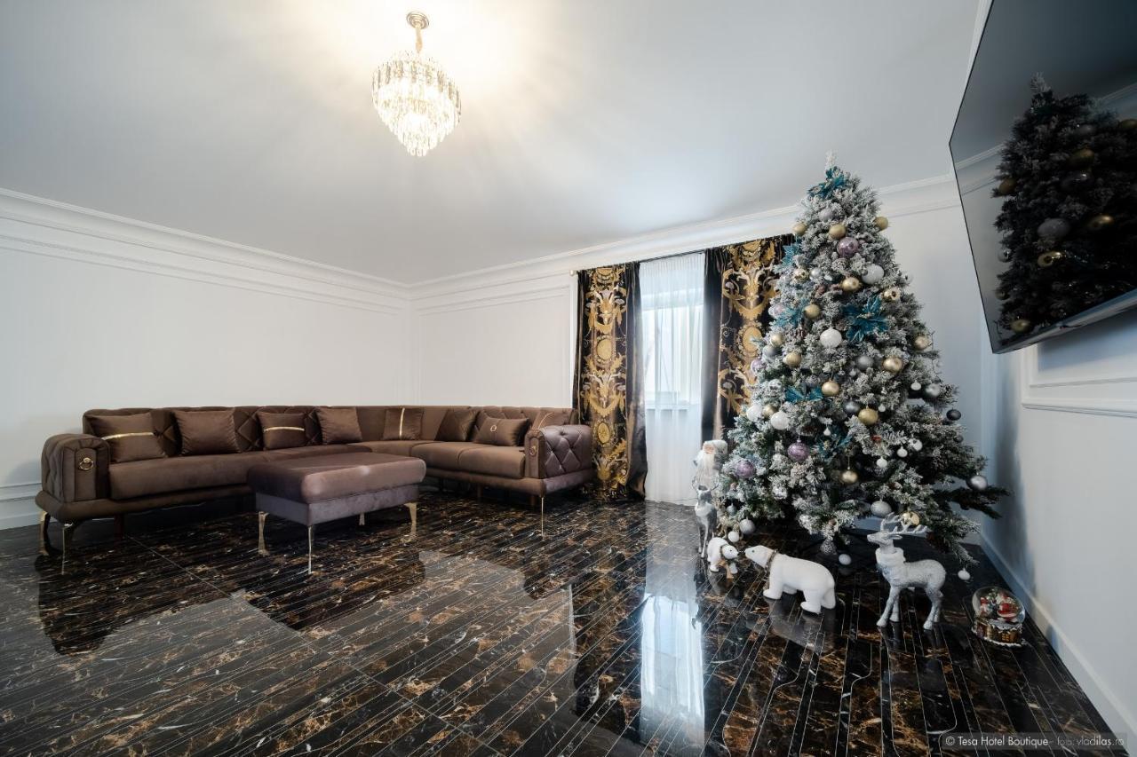 Tesa Boutique Hotel トゥルグ・ネアムツ エクステリア 写真