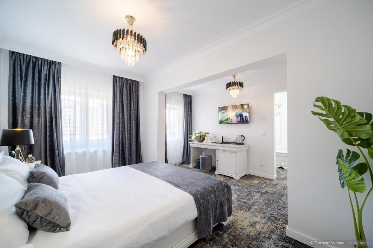 Tesa Boutique Hotel トゥルグ・ネアムツ エクステリア 写真