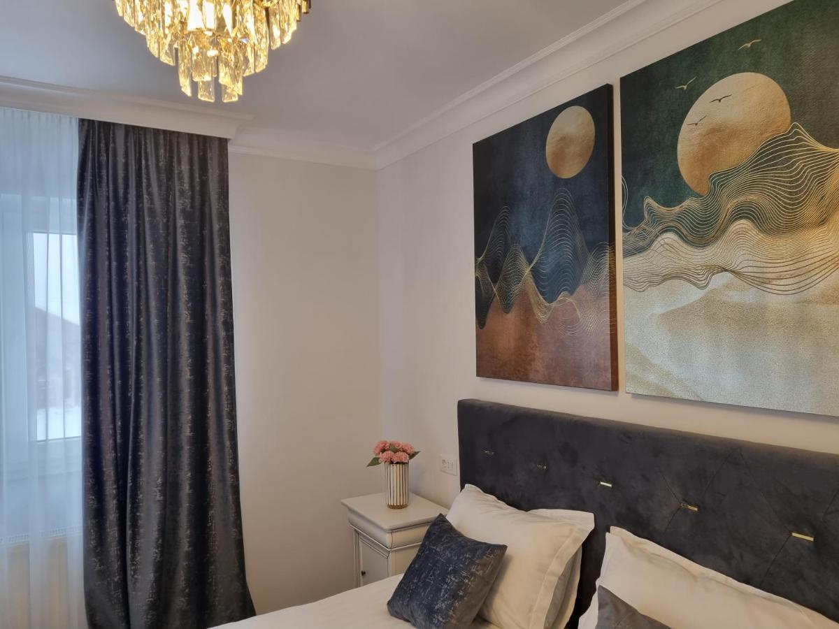 Tesa Boutique Hotel トゥルグ・ネアムツ エクステリア 写真